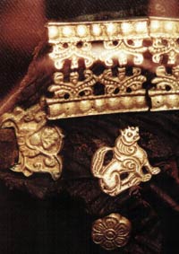 Золотые украшения древнетюркского парадного колчана